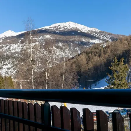 Alpesmith - Bike & Ski Apartments Bardonecchia Exterior photo
